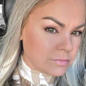 Meet your Posher, Lucia